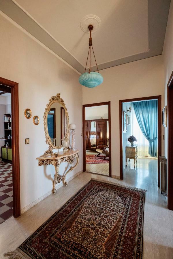 Вилла La Terrazza Del Bimbo Фучеккьо Экстерьер фото