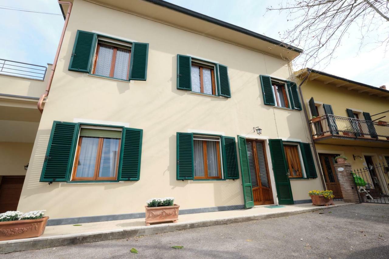 Вилла La Terrazza Del Bimbo Фучеккьо Экстерьер фото